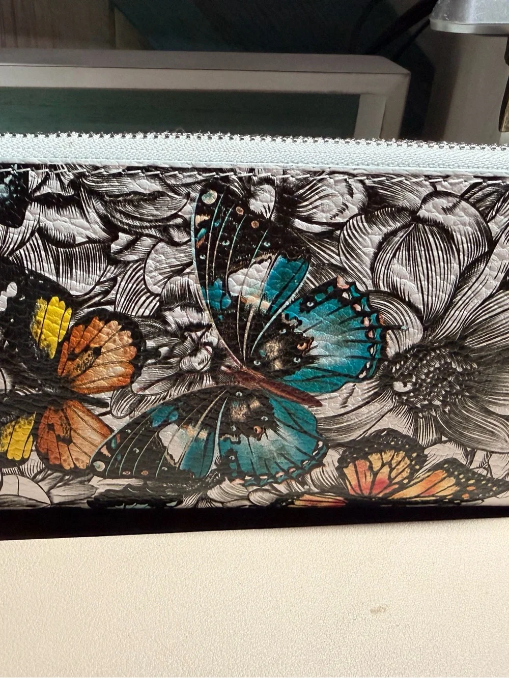 Made in Italy leather Butterfly Garden Zip Wallet Art Print Wallet Excellent